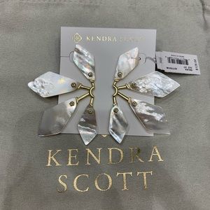 Kendra Scott Jewelry - Kendra Scott Malika Earrings in Ivory Kendra Scott Jewelry - Kendra Scott Malika Earrings in Ivory
